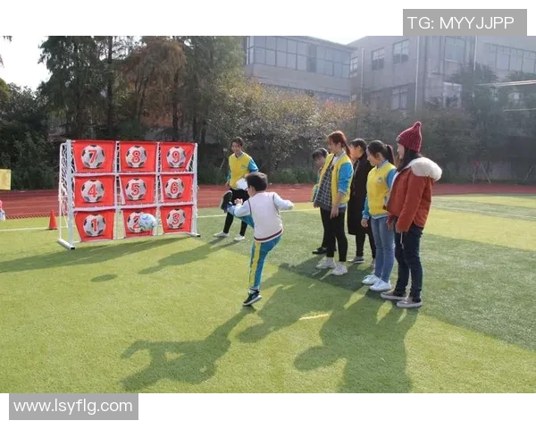 韦德心目中的足球偶像与他热爱的运动精神探讨